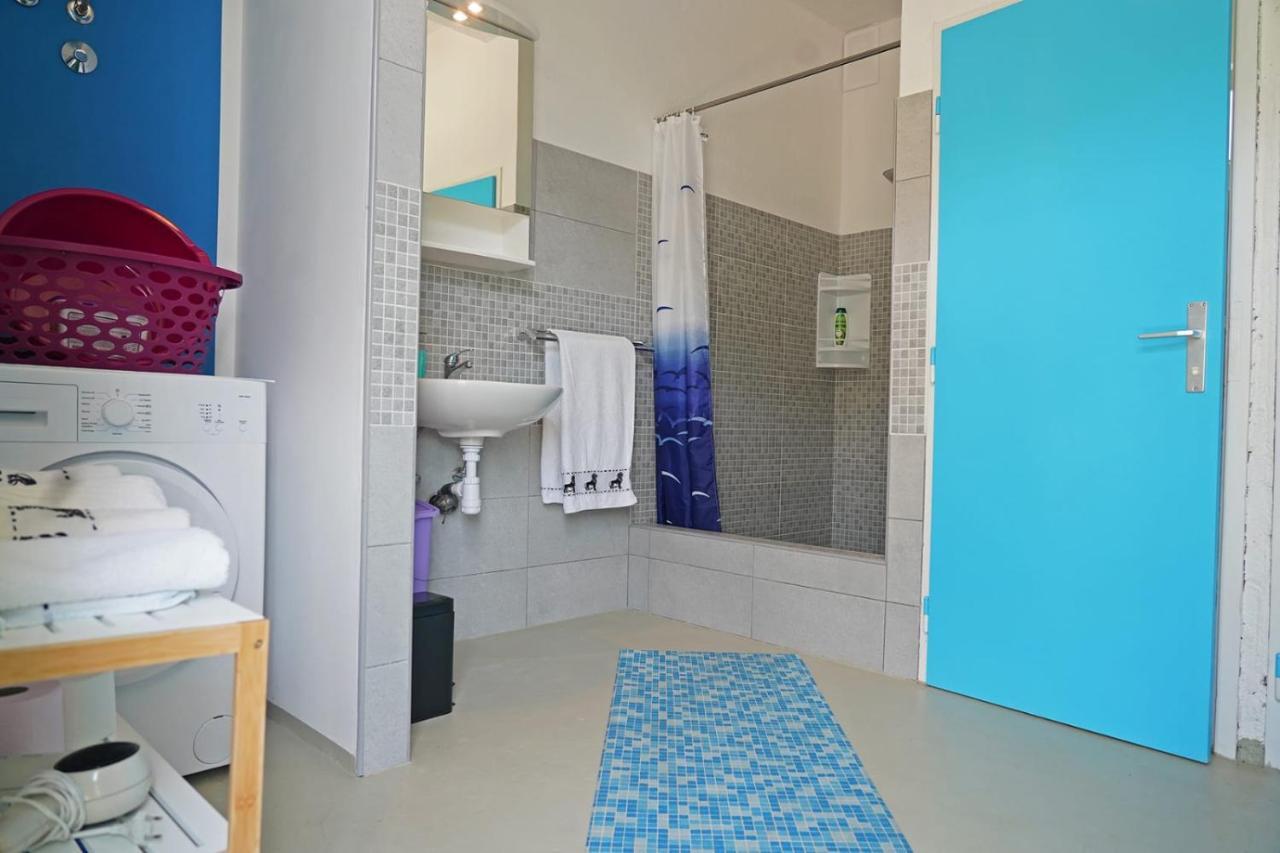 Holiday Home Perunika Zezevica エクステリア 写真